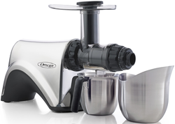 Omega NC900ss is the first Omega Juicer to include 100% stainless Steel juice and pulp collection cups 